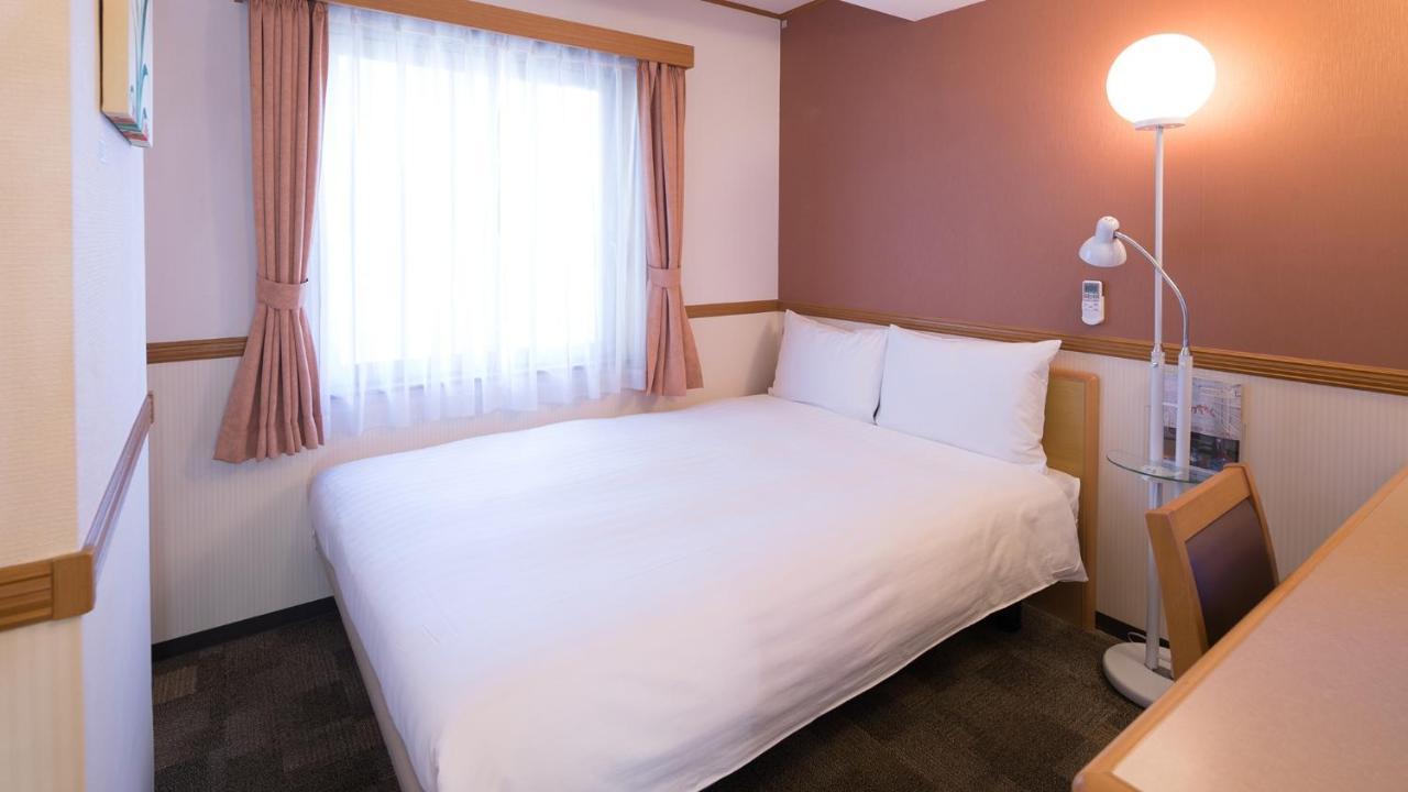 Toyoko Inn Hakata-Guchi Ekimae Фукуока Екстериор снимка