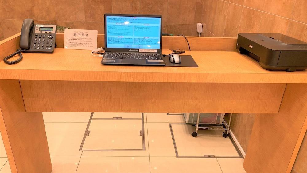 Toyoko Inn Hakata-Guchi Ekimae Фукуока Екстериор снимка